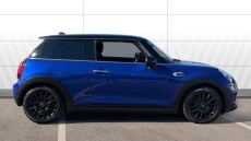 MINI Hatchback 1.5 Cooper Classic II 3dr Petrol Hatchback